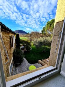 Nespecifikovaný výhled na hory nebo výhled na hory při pohledu z bed and breakfast