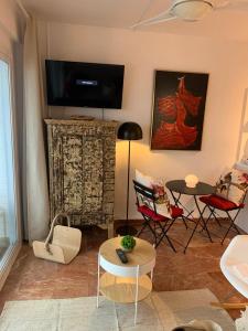 Telewizja i/lub zestaw kina domowego w obiekcie Vue mer exceptionnelle, El Rosario (Marbella).