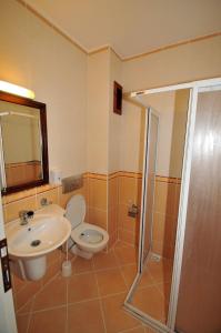 Koupelna v ubytování İlkiz Beach Hotel