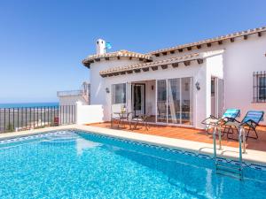 Bazén v ubytovaní Holiday Home Villa Jana by Interhome alebo v jeho blízkosti