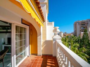 balcón con vistas a la ciudad en Apartment Aldea Del Mar by Interhome, en Torrevieja