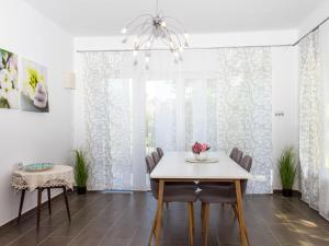 Kép Holiday Home Francois by Interhome szállásáról Balatonberényben a galériában