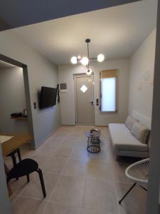 TV a/nebo společenská místnost v ubytování Stefani apartments