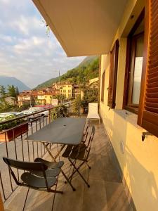 Imagen de la galería de Appartment in Blevio; stunning view of the lake, en Blevio