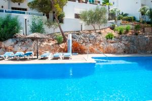 Basen w obiekcie Apartamento Playa Dor 14 lub w pobliżu