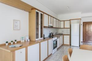 Kuchyňa alebo kuchynka v ubytovaní Splendid 3BR Apartment close to Olympic Stadium