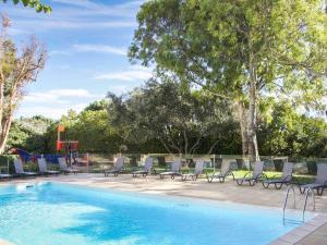 Басейн в или близо до Ibis styles Toulon la Seyne sur Mer