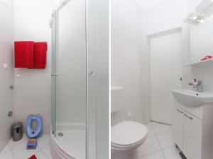 Kúpeľňa v ubytovaní Apartments Pojko