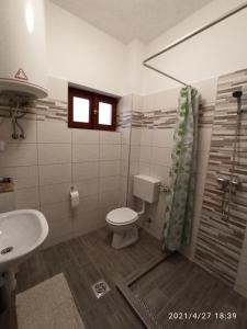 Kúpeľňa v ubytovaní Matula vendégház + 37 fotografií