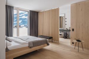 A bed or beds in a room at zelloon boutique hotel Még 37 kép