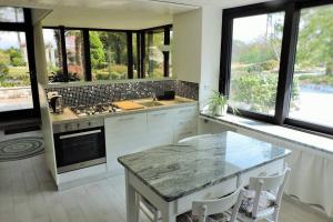 Η κουζίνα ή μικρή κουζίνα στο La casa Giardino