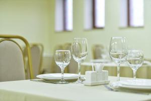 Restoran või mõni muu söögikoht majutusasutuses Welcome Inn Hotel