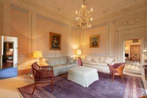 Posezení v ubytování Borgo Studiati Residenza d'Epoca
