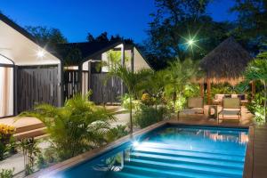 Gallery image of Favela Chic Tamarindo - Adults Only in Tamarindo