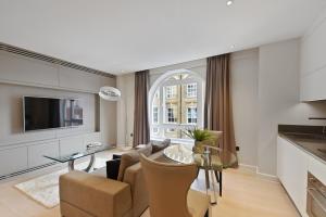 Afbeelding uit fotogalerij van VAUXHALL BRIDGE ROAD by Q Apartments in Londen