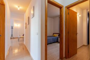 Postel nebo postele na pokoji v ubytování Flatguest Trebolina - 3Bdr - FastWiFi - Parking