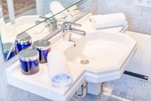 Et badeværelse på Munkmarscher Chaussee 11 Whg 22 + 25 billeder