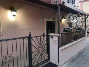 A balcony or terrace at Marilyn
