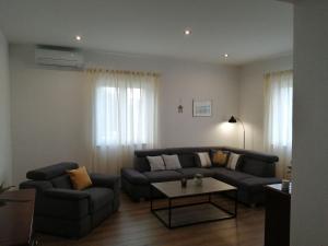 Gallery image of Apartments Jelka in Postira