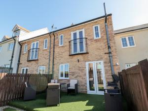 Το κτήριο όπου στεγάζεται  η παραθεριστική κατοικία