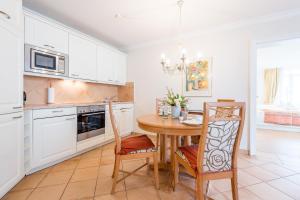 Dapur atau dapur kecil di Residenz Bismarck Whg 8