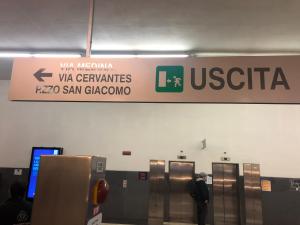 Certyfikat, podpis lub inny dokument wystawiony w obiekcie Napoli City Center - Appartamenti e Camere
