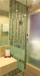Koupelna v ubytování favehotel Pluit Junction