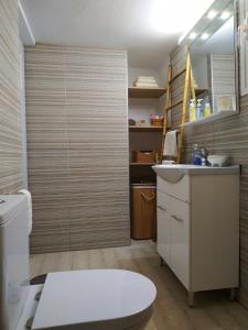A bathroom at Emily`s vacation house