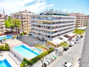 Bazén v ubytování Apartamentos Navarra 08 Familidays nebo v jeho okolí