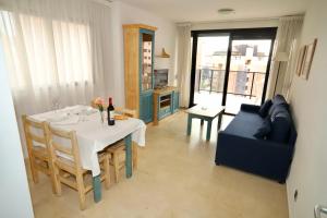 Gallery image of Apartamentos Torre Ipanema in Benidorm