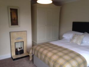 Whitethorn Bed and Breakfast