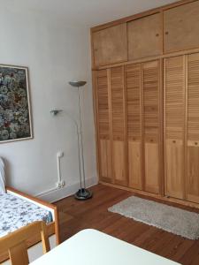 Postel nebo postele na pokoji v ubytování les camélias