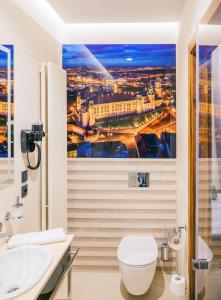 Koupelna v ubytování Sky Hotel Kraków