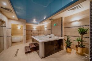 Kúpeľňa v ubytovaní Karpacki & SPA - blisko wyciągu, Restauracja, Sala Zabaw, Bar 24h