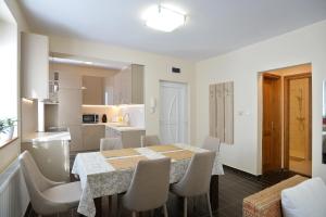 Family Deluxe Apartments 3300 Eger, Vörösmarty Mihály utca 65. kép - 2