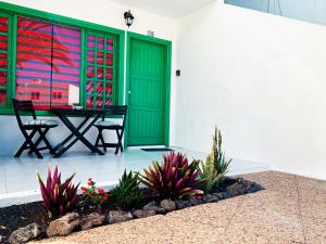 Zdjęcie z galerii obiektu Apartamentos LlAMAR w Puerto del Carmen