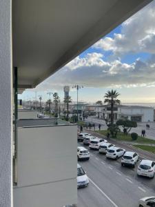 Foto dalla galleria di Appartamento fronte mare con parcheggio privato a Viareggio