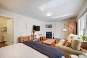 Μια τηλεόραση ή/και κέντρο ψυχαγωγίας στο Boulder Guest House