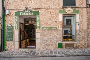 Certyfikat, podpis lub inny dokument wystawiony w obiekcie Can Mayol