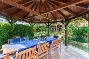Vonkajšia záhrada v ubytovaní Villa Stocco