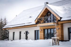 Ski Chalet Klínovec v zime