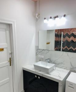 Koupelna v ubytování Tenement Apartment 90m2 City Center