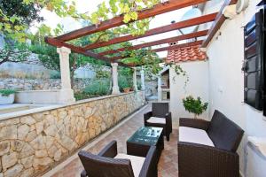 Patio nebo venkovní prostory v ubytování Holiday Home with Pool (4298)