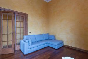A seating area at Vatican Luxury View