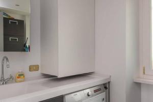 A kitchen or kitchenette at Vatican Luxury View