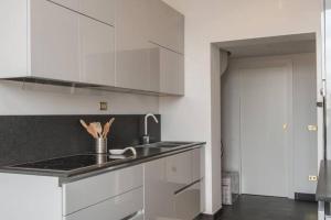 A kitchen or kitchenette at Vatican Luxury View