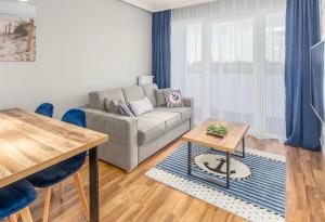 Część wypoczynkowa w obiekcie FARO Apartamenty Kasprowicza 20 BASEN w cenie SCHWIMMBAD im Preis