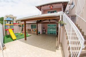 Kawasan permainan kanak-kanak di Pousada Joana Guest House -Zion Spa