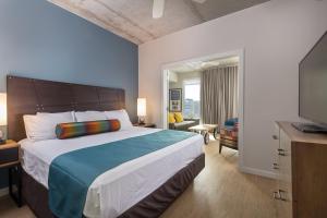 Postel nebo postele na pokoji v ubytování Club Wyndham Austin