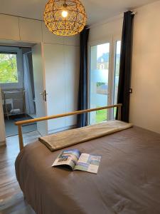 Postel nebo postele na pokoji v ubytování Résidence des 3 îles, en plein centre-ville, à 5 min des plages, 3 appartements neufs